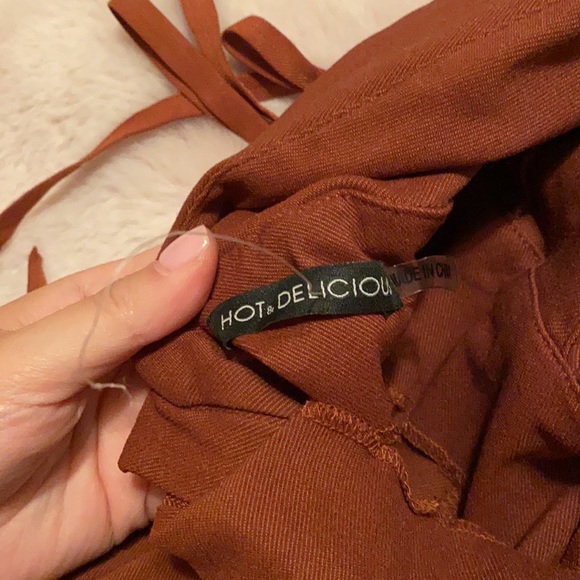 NWOT Lace up jumpsuit - Picture 6 of 6